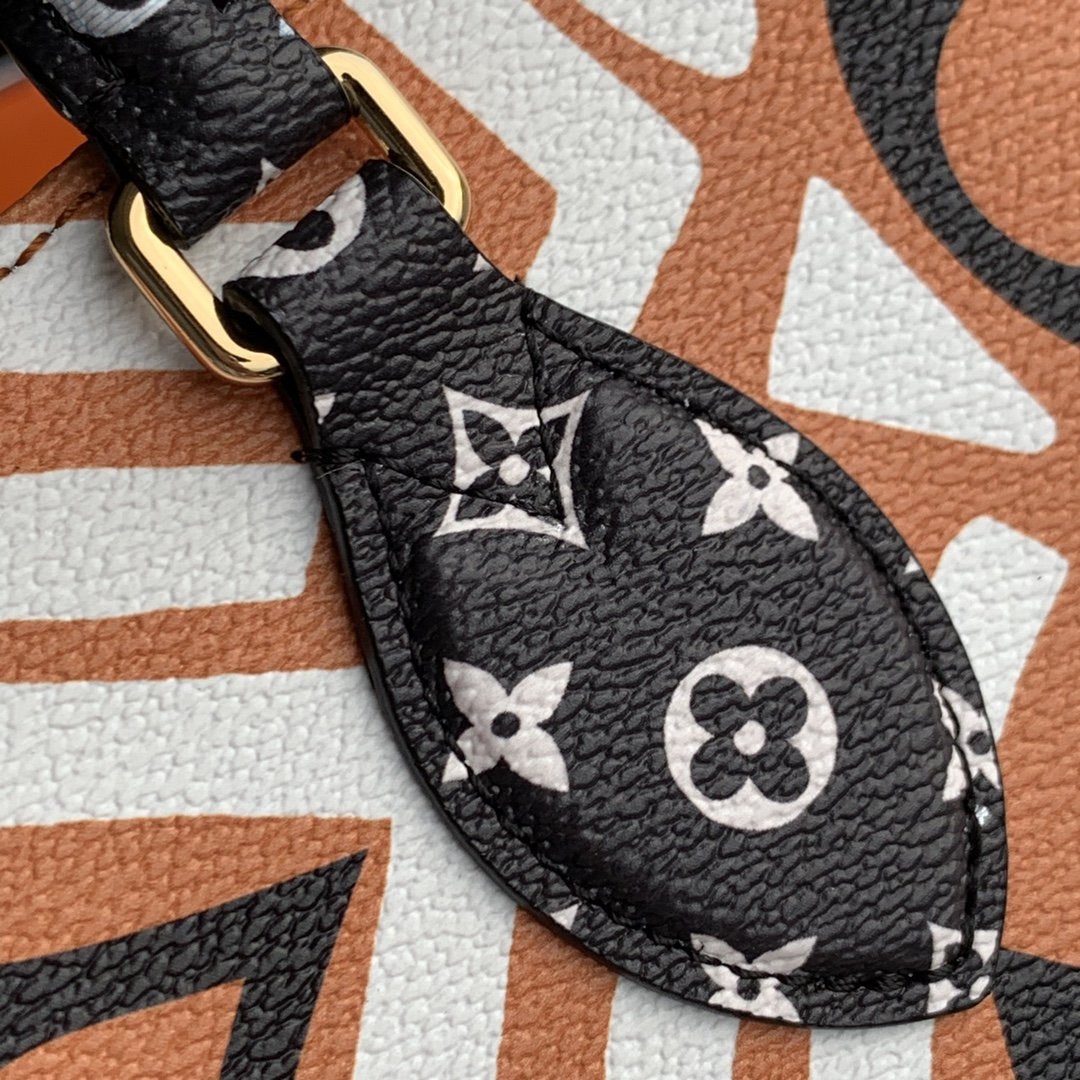 Louis Vuitton Crafty Onthego GM 41 Caramel and Cream Monogram Giant Canvas Bag