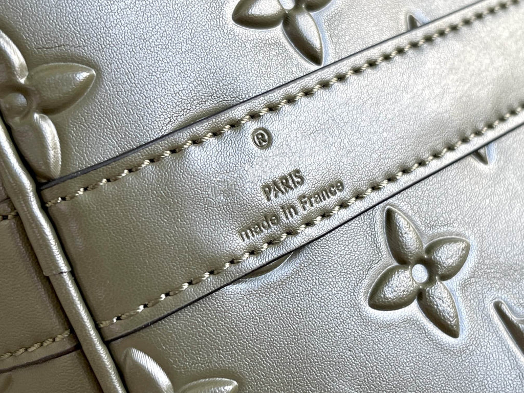 Louis Vuitton Keepall 50 Bandouliere Khaki Empreinte Leather Bag