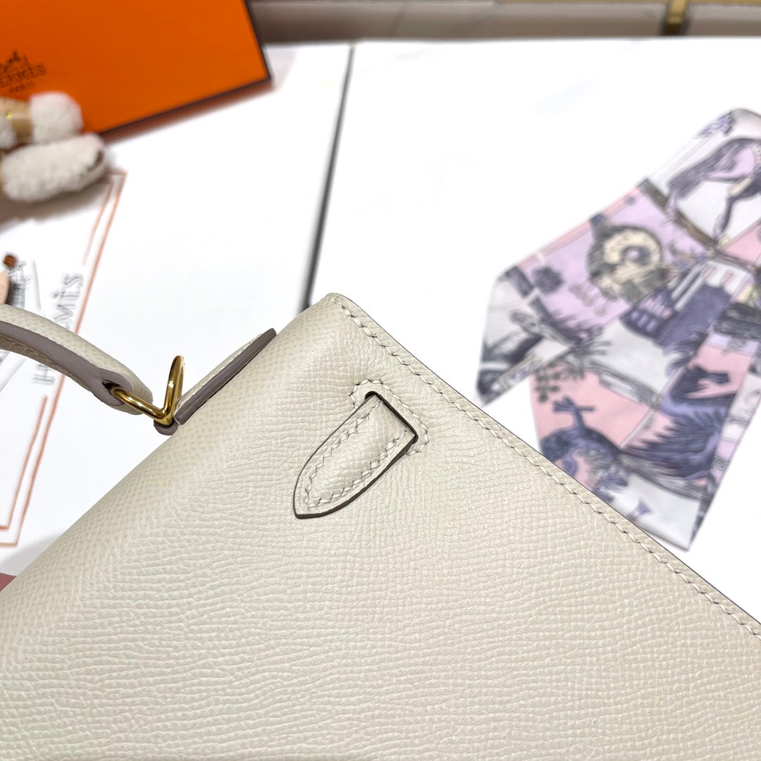 Hermes Kelly 25cm White Epsom Leather Gold Hardware Bag