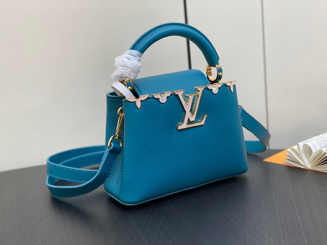Louis Vuitton Capucines Mini 21 Blue Taurillon Gold Hardware Bag