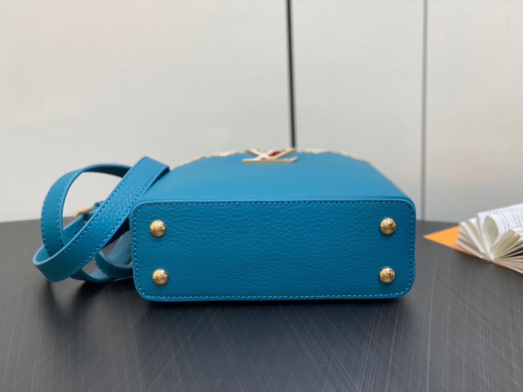Louis Vuitton Capucines Mini 21 Blue Taurillon Gold Hardware Bag