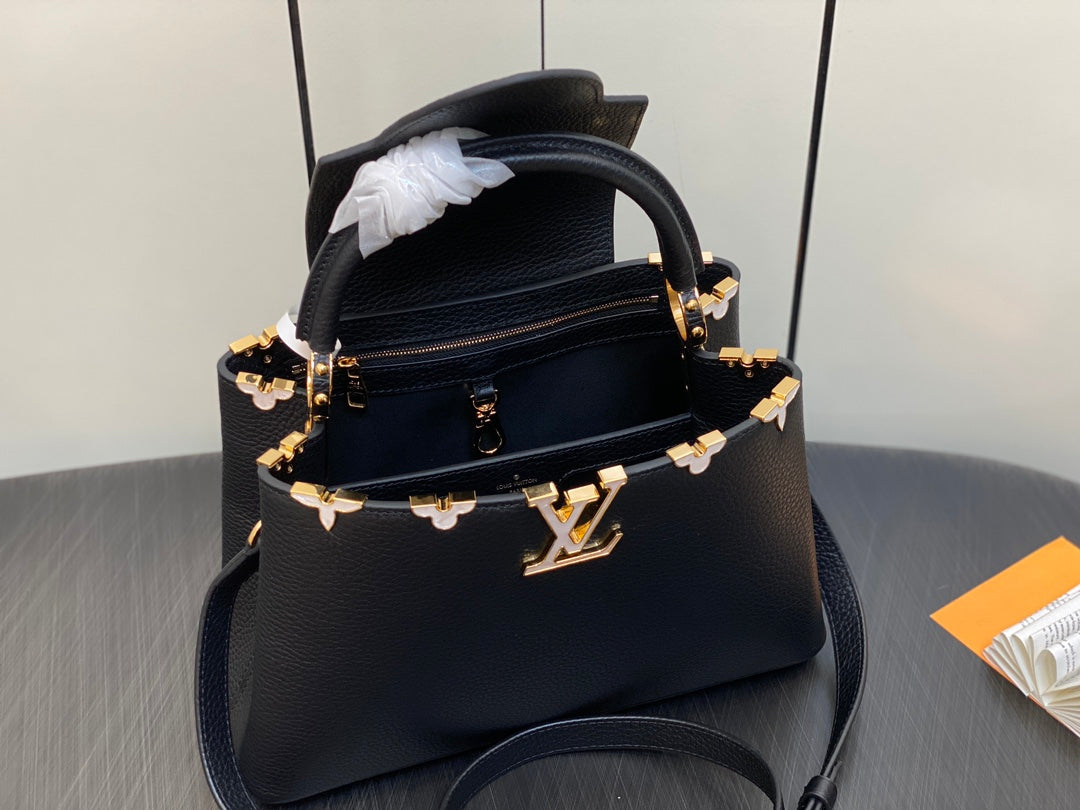 Louis Vuitton Capucines MM 31 Black Taurillon Gold Hardware Bag