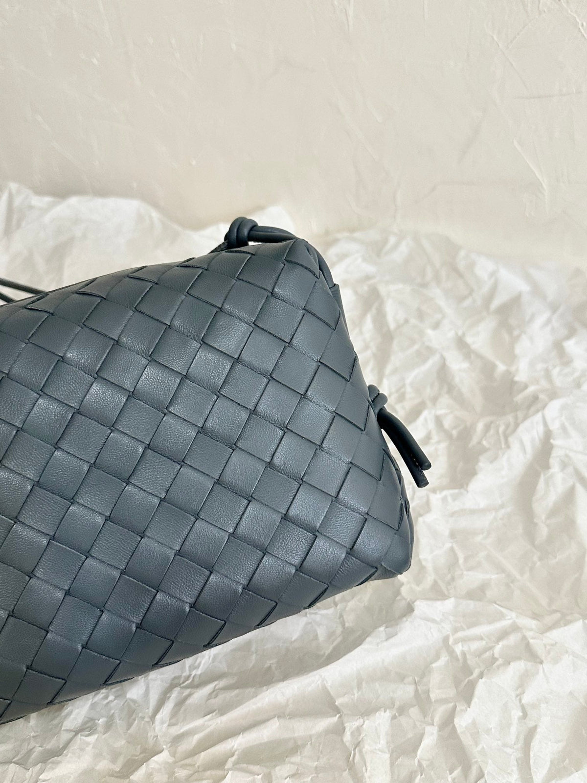 Bottega Veneta Bv Loop Small 23cm Grey Calfskin Bag