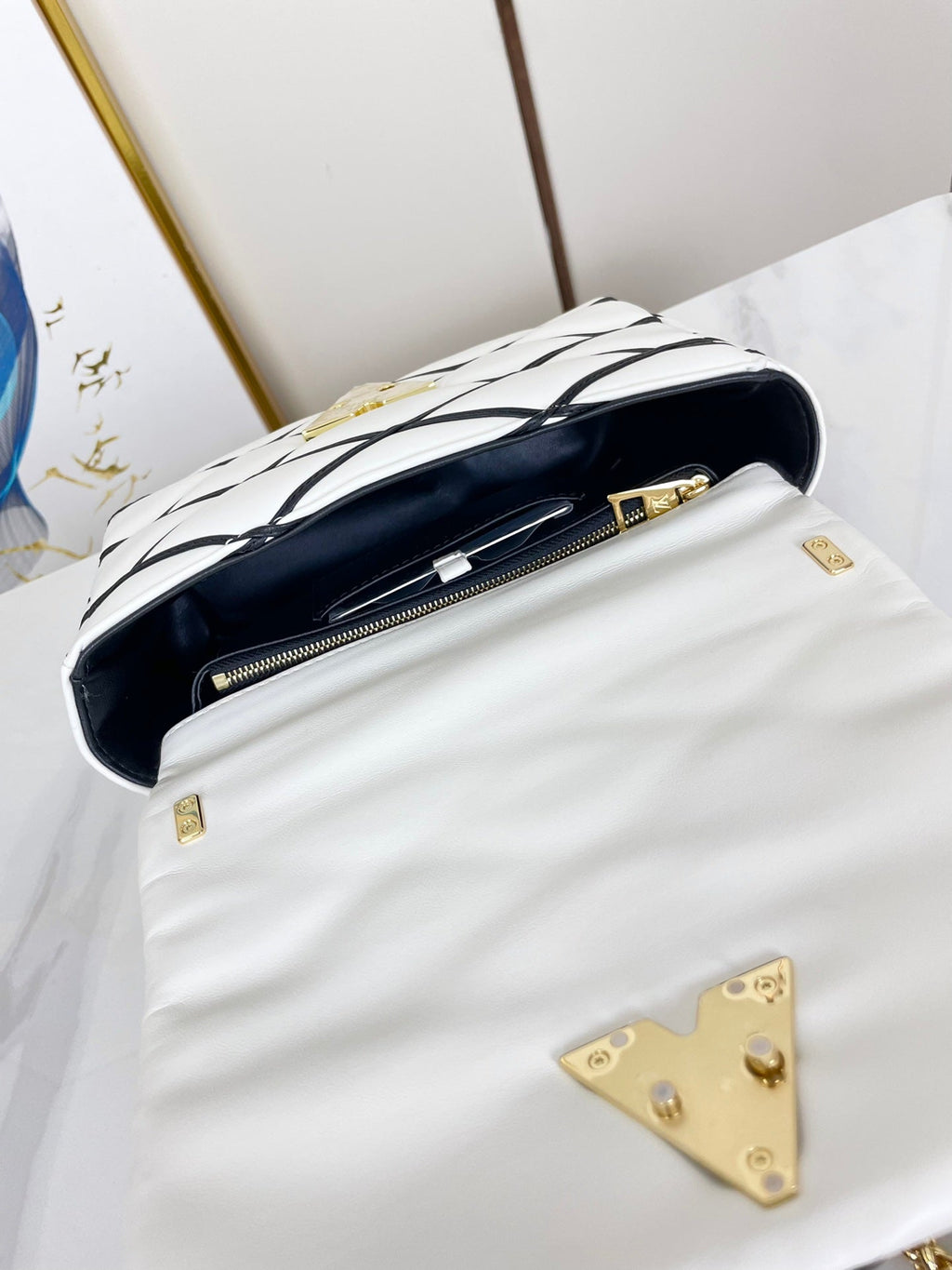 Louis Vuitton GO-14 mm 23 White Black Bag