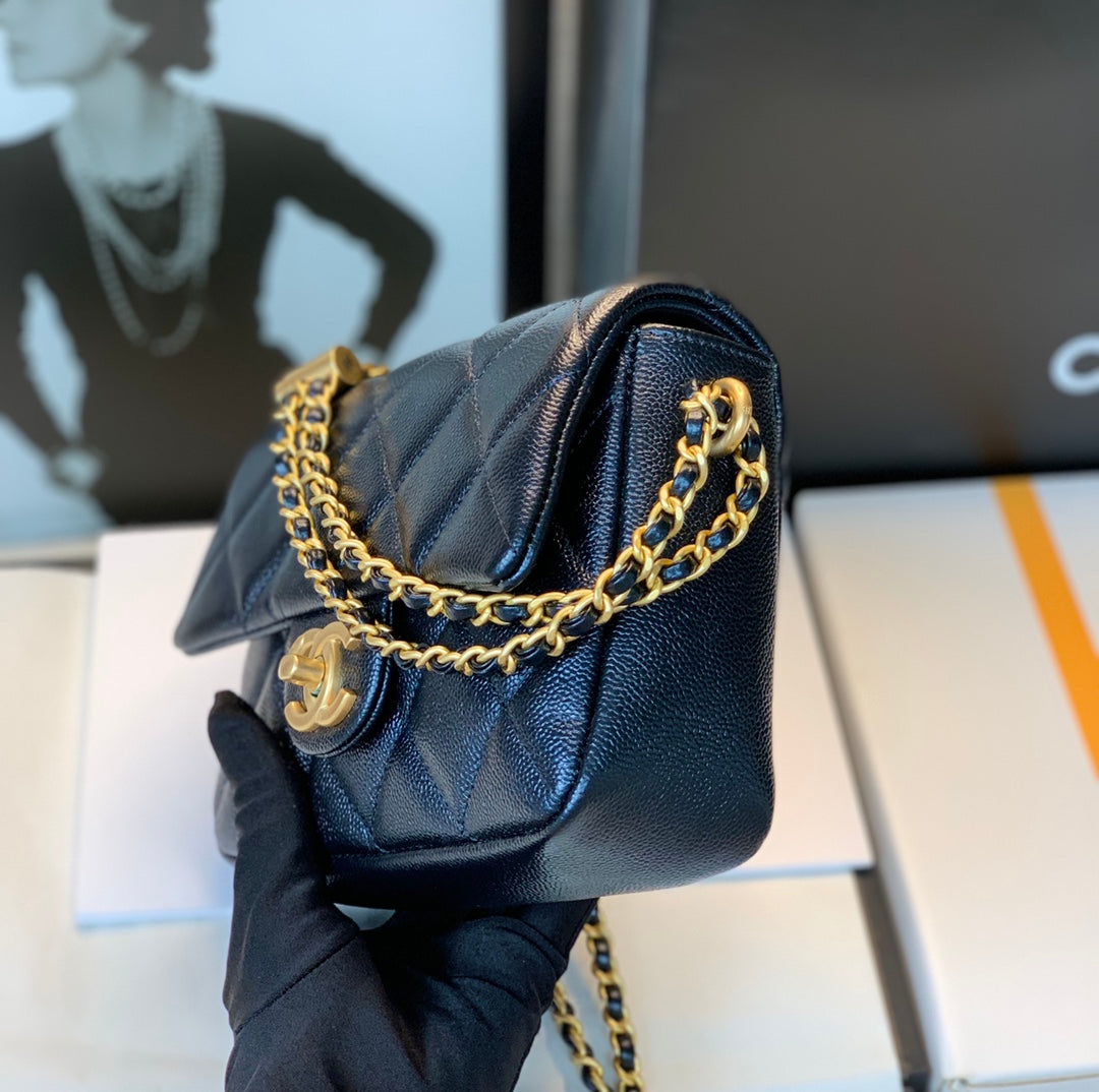 Chanel 25S Classic Flap 19 cm in Black Caviar Leather with Gold Hardware Bag