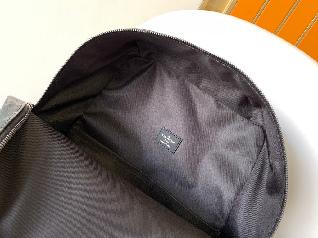 Louis Vuitton Discovery PM Backpack 40 in Black Monogram Eclipse Canvas and Calfskin