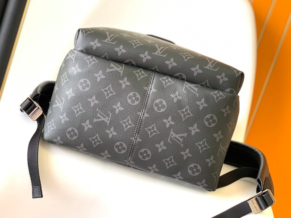 Louis Vuitton Discovery PM Backpack 40 in Black Monogram Eclipse Canvas and Calfskin