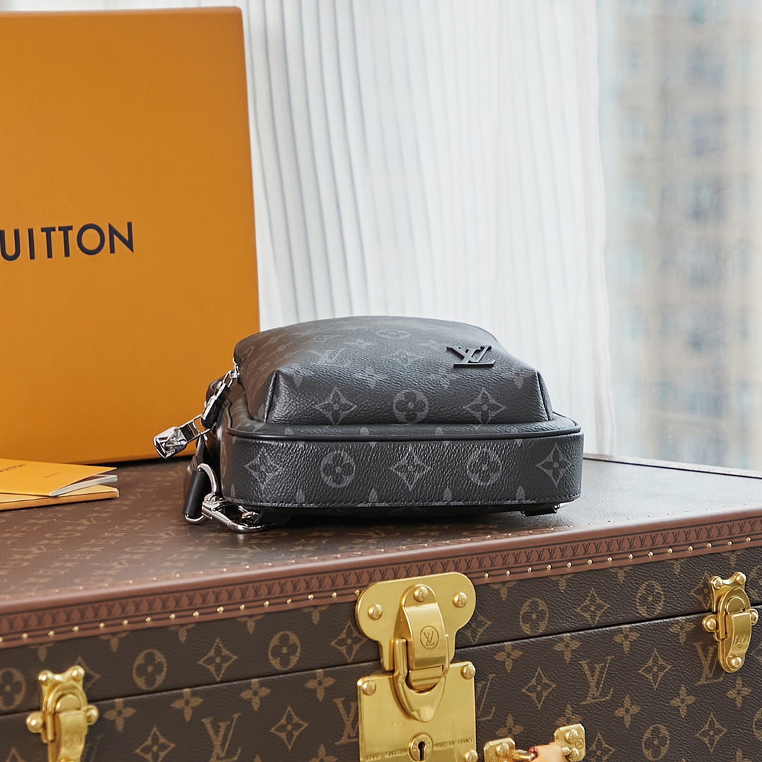 Louis Vuitton Avenue Slingbag 31 in Black Monogram Eclipse Canvas Bag