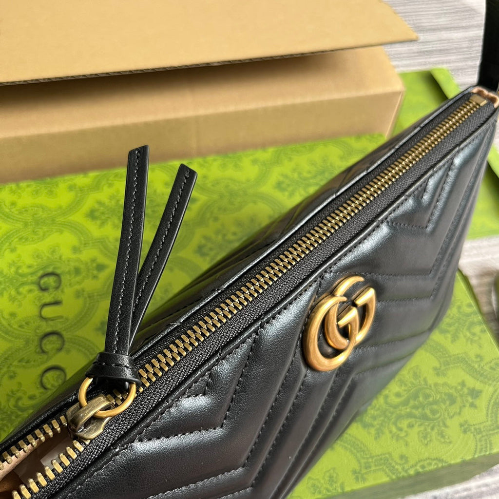 Gucci Marmont Small 23 Handbag in Black Calfskin with Golden Logo