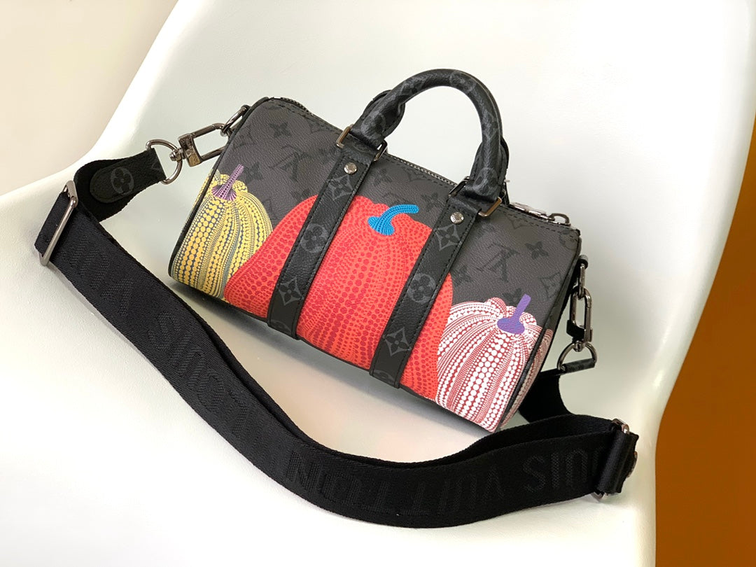 Louis Vuitton Keepall Bandoulière 21 in Multicolor Calfskin Bag