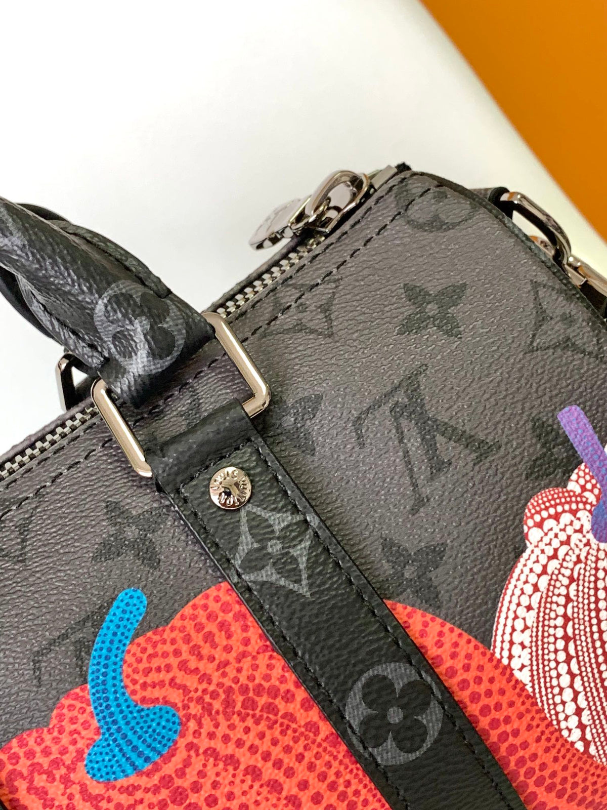Louis Vuitton Keepall Bandoulière 21 in Multicolor Calfskin Bag