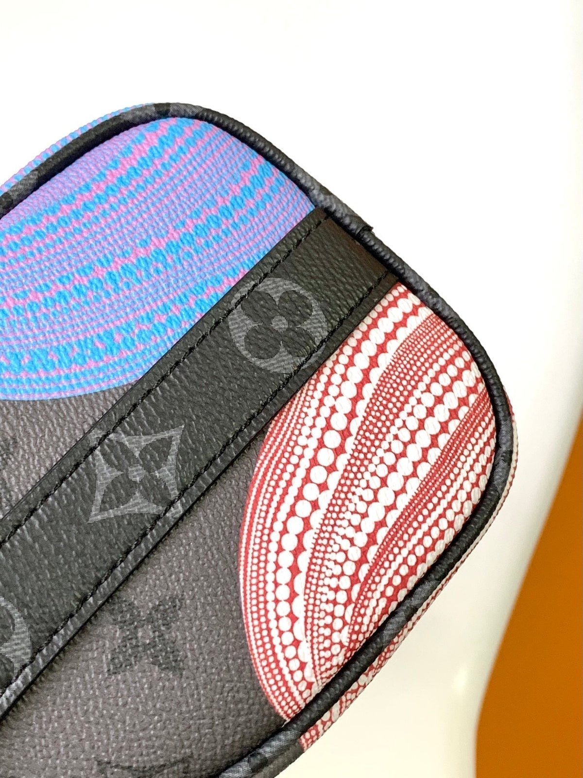 Louis Vuitton Keepall Bandoulière 21 in Multicolor Calfskin Bag