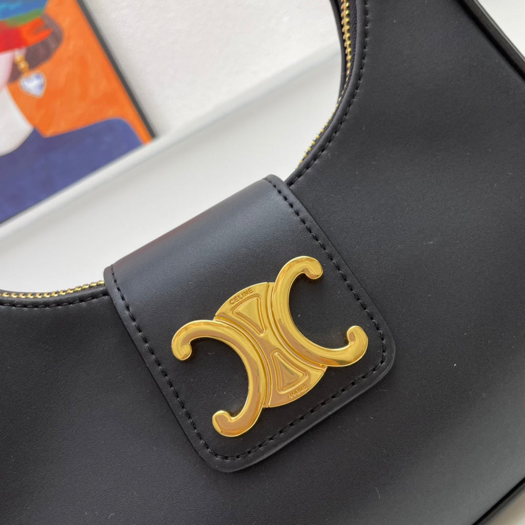 Celine 23 Calfskin Bag Black