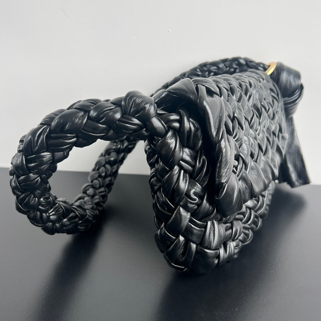 Bottega Veneta Kalimero Città 25 in Black Calfskin Bag