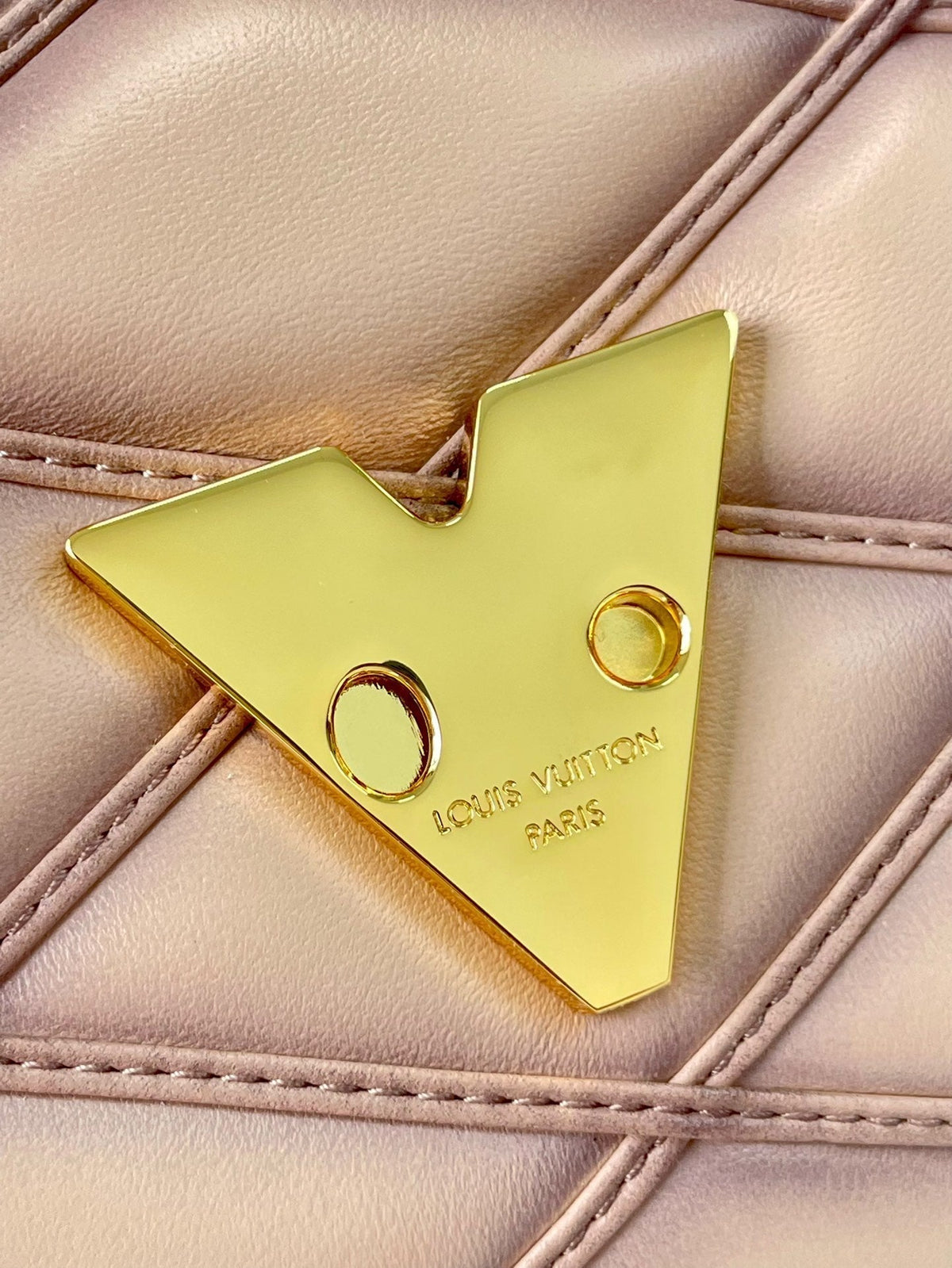 Louis Vuitton GO-14 mm 23 in Light Pink Quilted Lambskin Gold Hardwre Bag