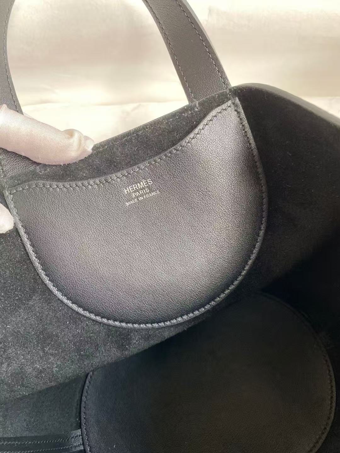 Hermes 25S in the Loop 23 in Black Calfskin Silver Hardware TP3 Bag