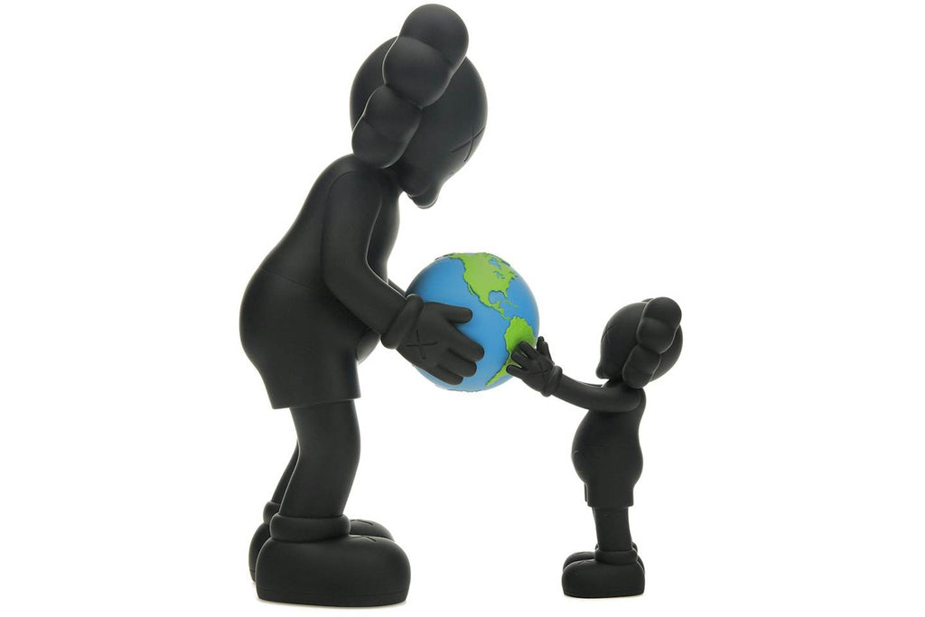 KAWS THE PROMISE Vinyl Figure Black - view 1