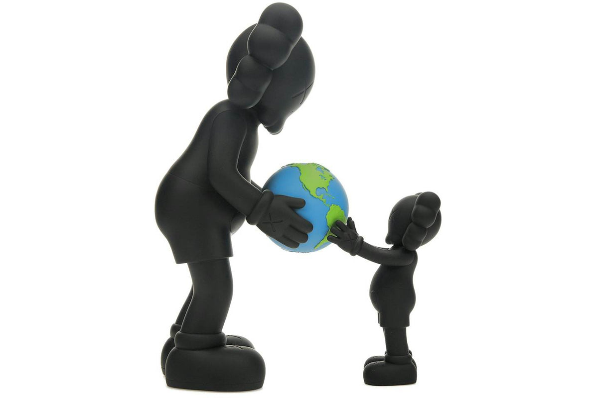 KAWS THE PROMISE Vinyl Figure Black - view 1