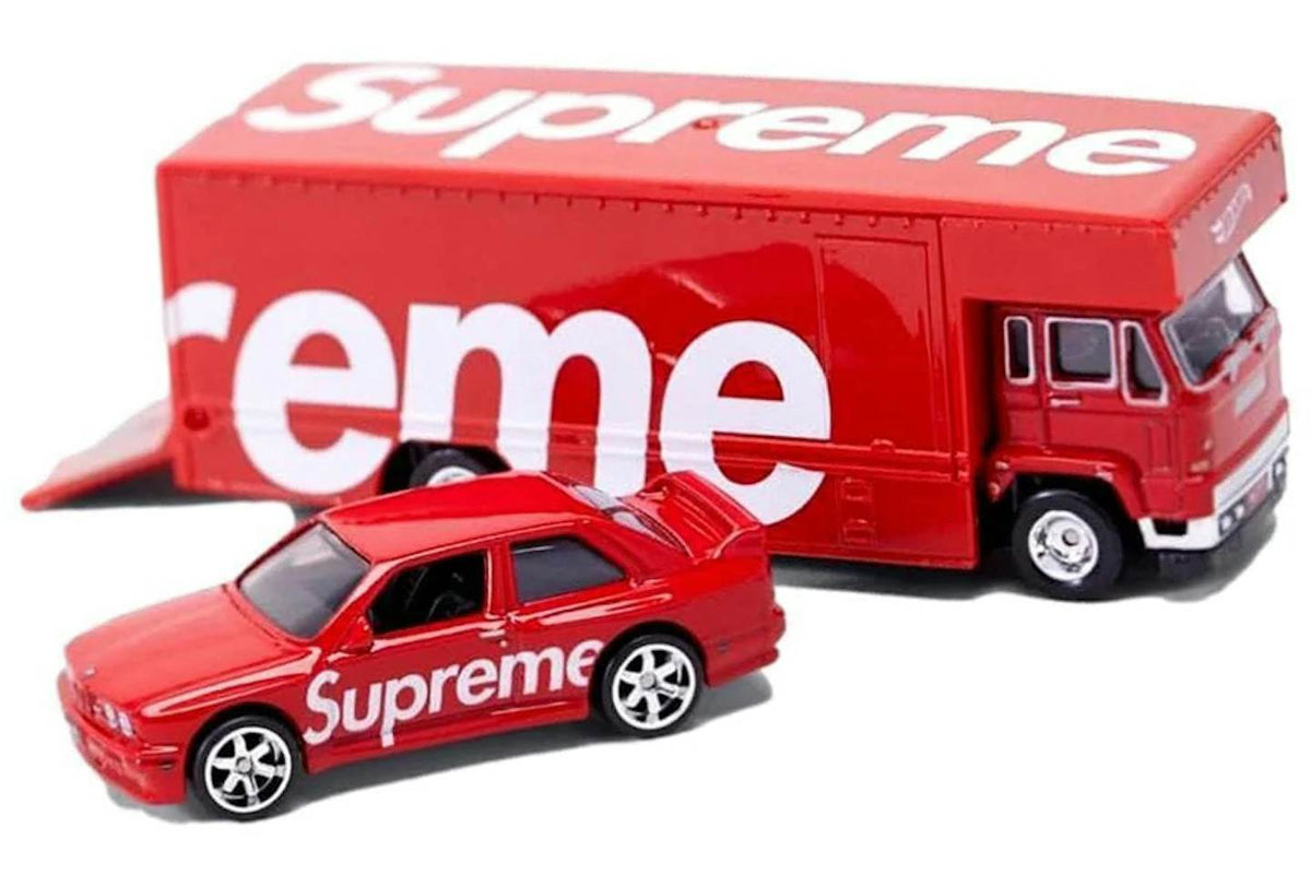 Supreme Hot Wheels Fleet Flyer + 1992 BMW M3 Red - view 2