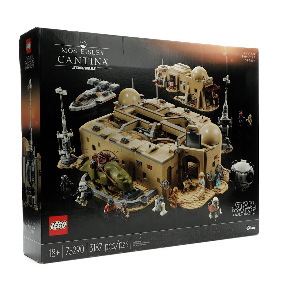 LEGO Star Wars Mos Eisley Cantina Set 75290
