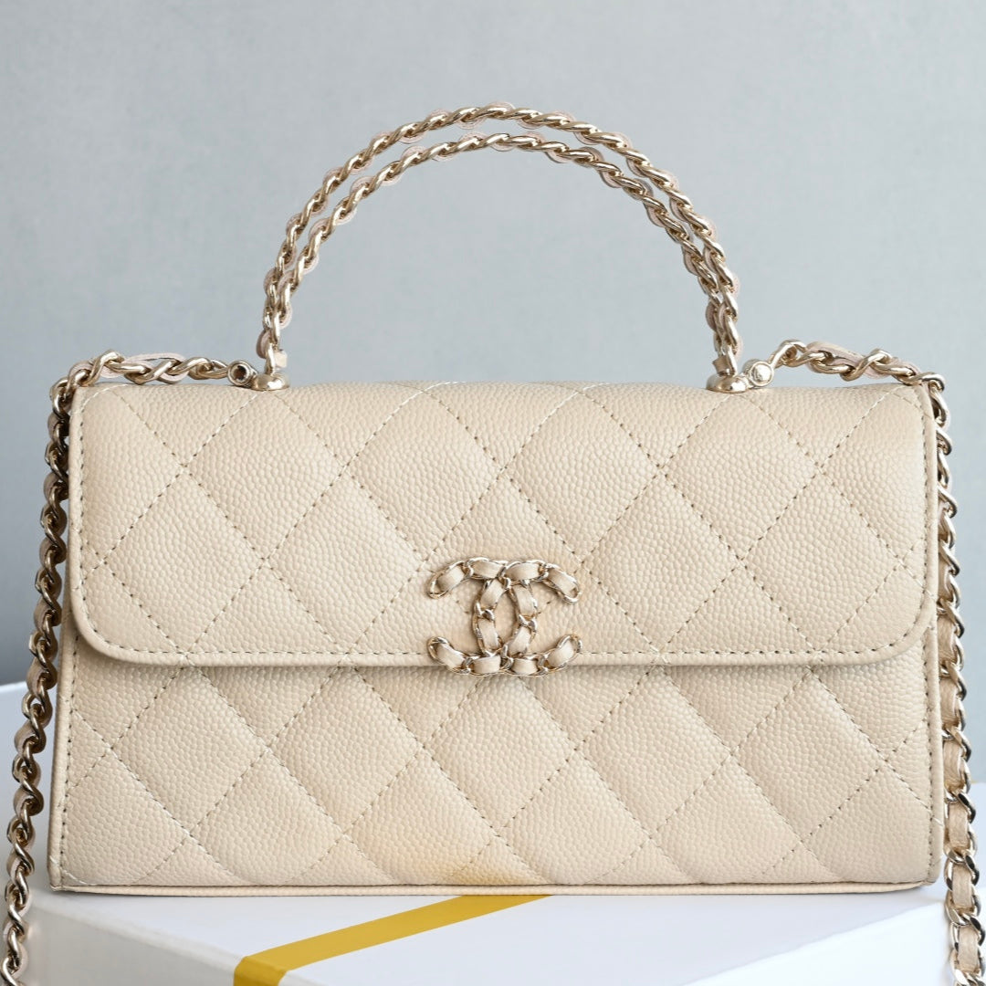 Chanel 25S Kelly 18 cm in Beige Lambskin Bag