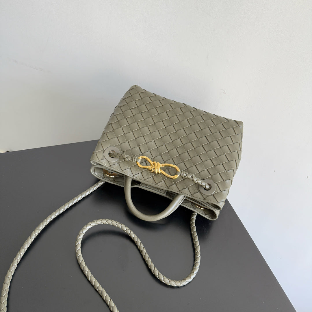 Bottega Veneta 25S Andiamo 25 in Olive Green Calfskin Gold Hardware Bag