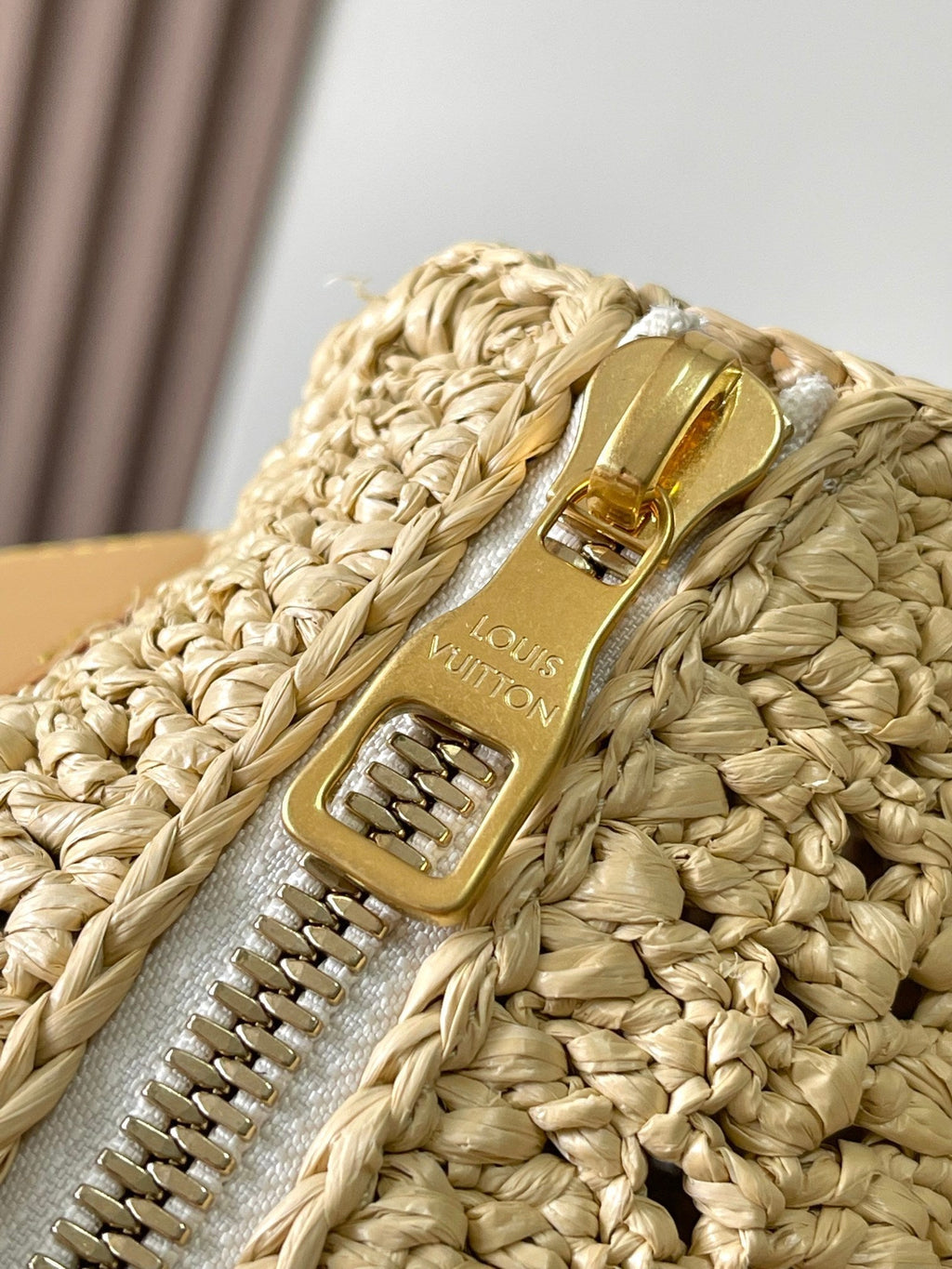 Louis Vuitton Keepall Bandoulière 25 in Beige Crocheted Raffia and Calfskin Trim Bag