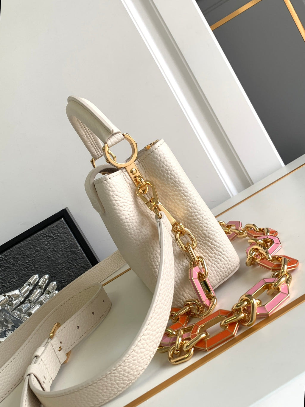 Louis Vuitton Capucines Mini 21 in Pearl White Taurillon Gold Hardware Bag