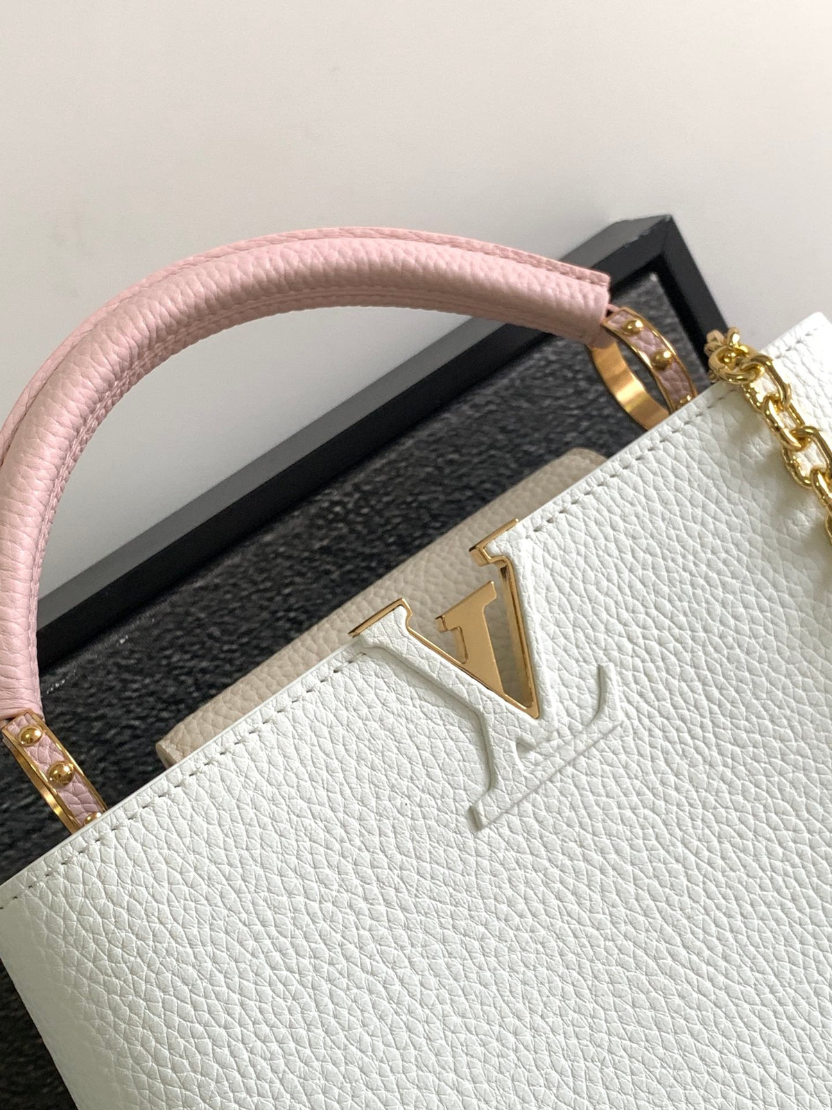 Louis Vuitton Capucines BB 27 in White Mix Pink and Beige Taurillon Gold Hardware Bag