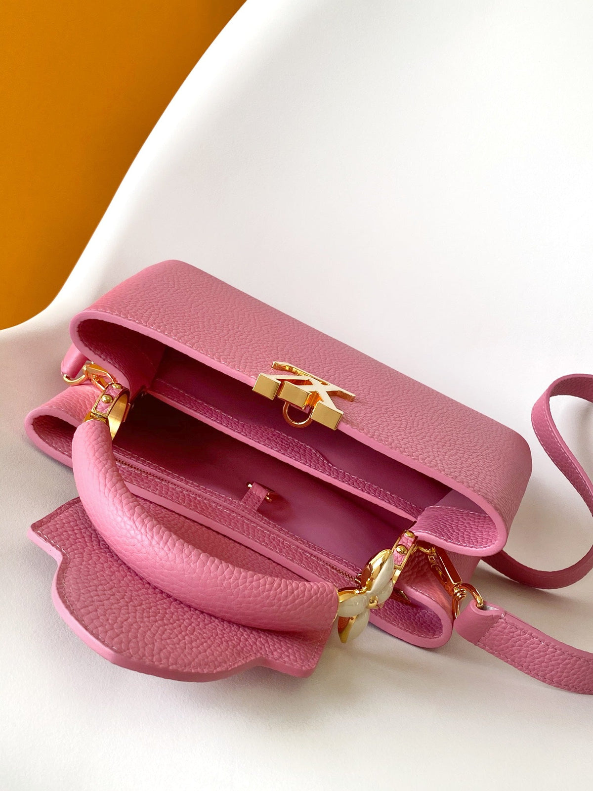 Louis Vuitton Capucines Mini 21 in Marshmallow Pink Taurillon Gold Hardware Bag