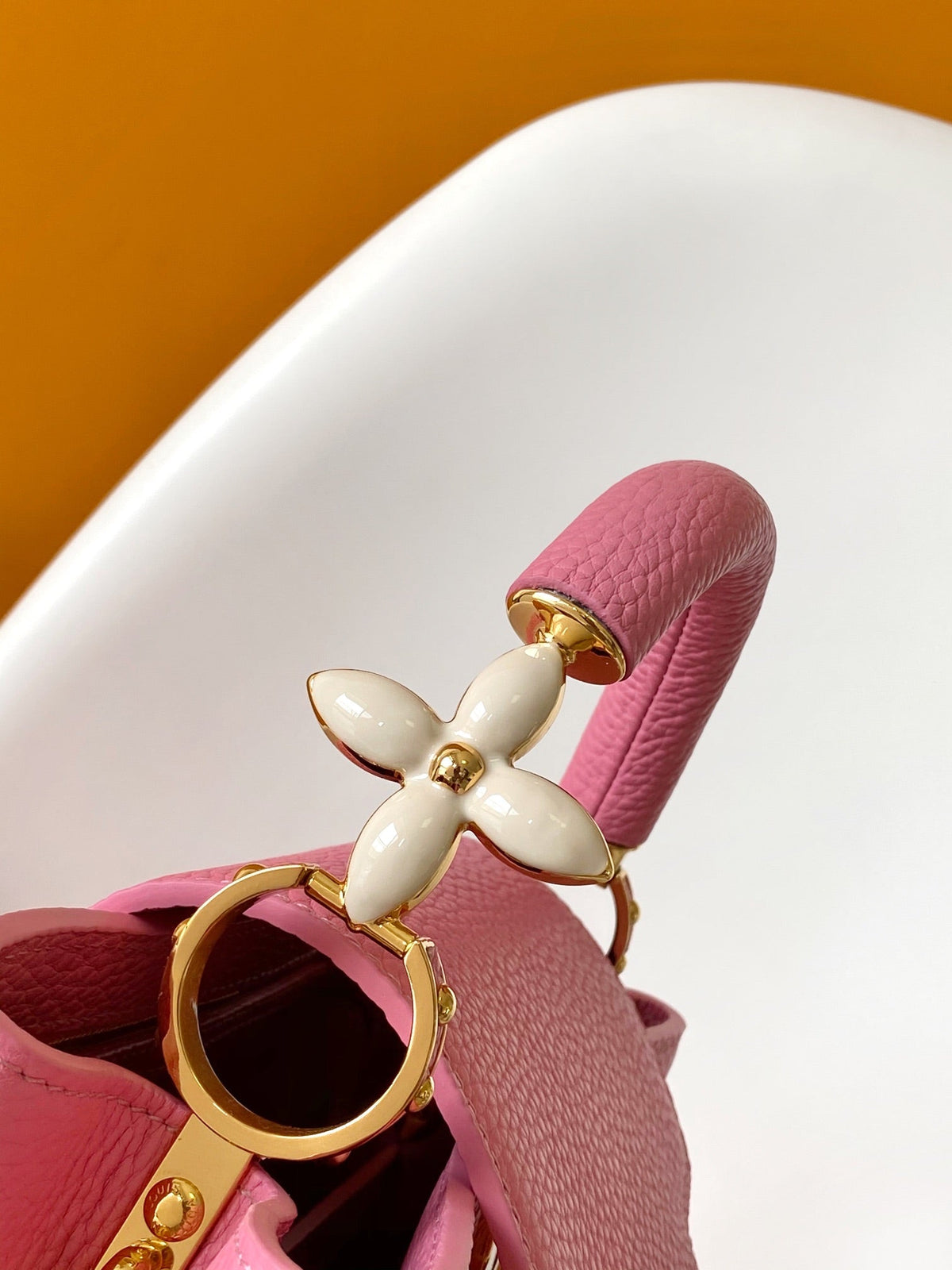 Louis Vuitton Capucines Mini 21 in Marshmallow Pink Taurillon Gold Hardware Bag