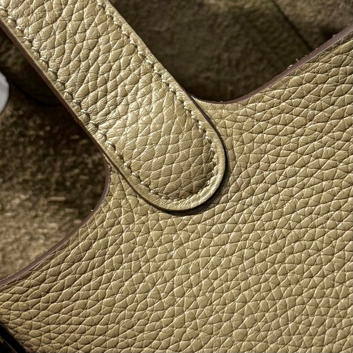 Hermes 25S Picotin Lock 18 in Olive Gold Calfskin Gold Hardware Bag
