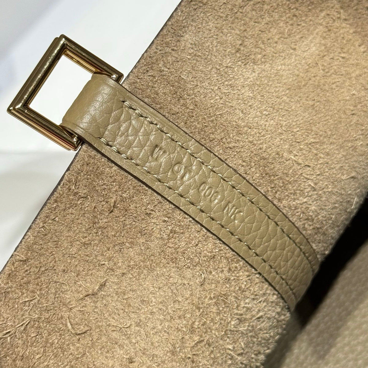 Hermes 25S Picotin Lock 18 in Olive Gold Calfskin Gold Hardware Bag