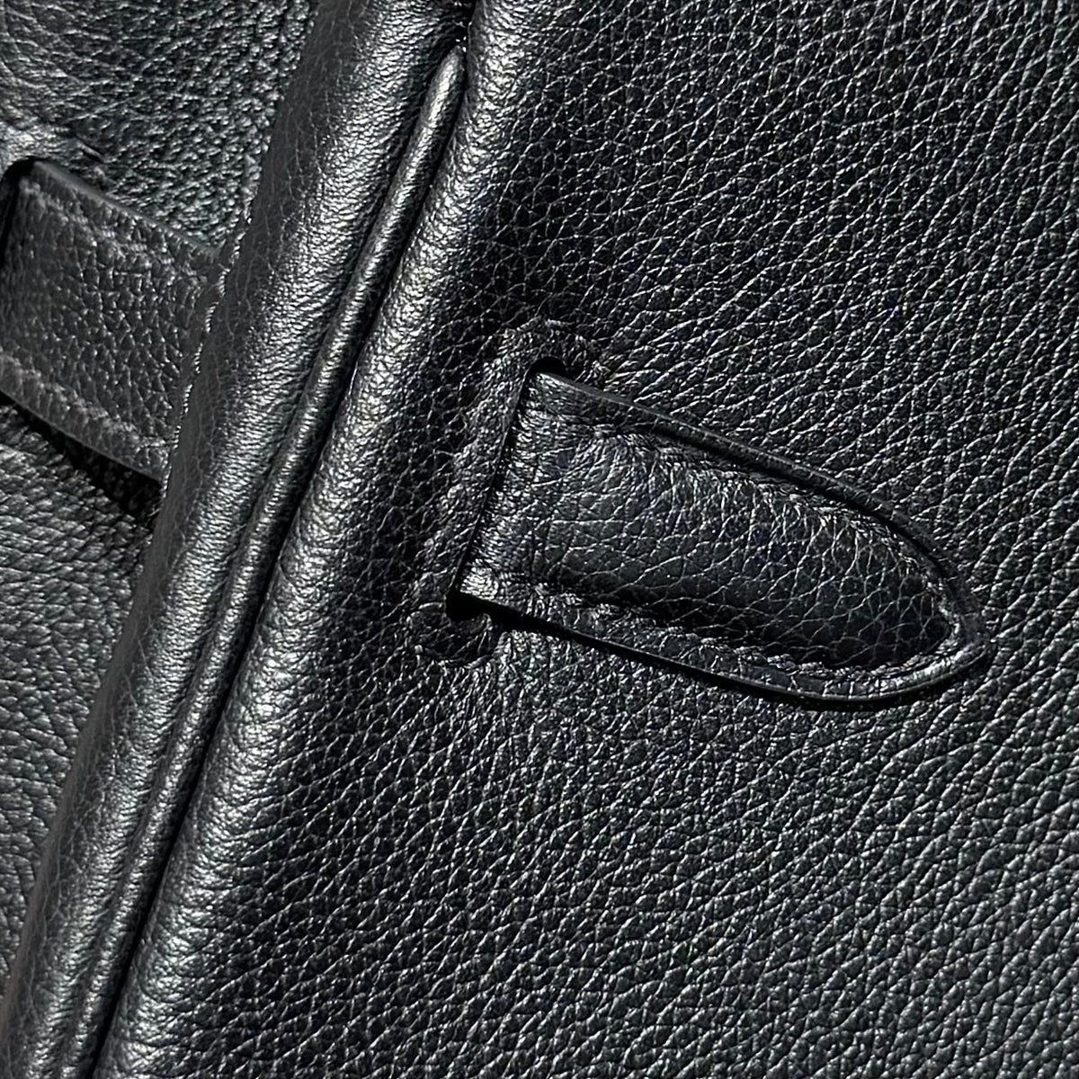 Hermes 25S Shoulder Birkin 29 in Black Calfskin Silver Hardware Bag