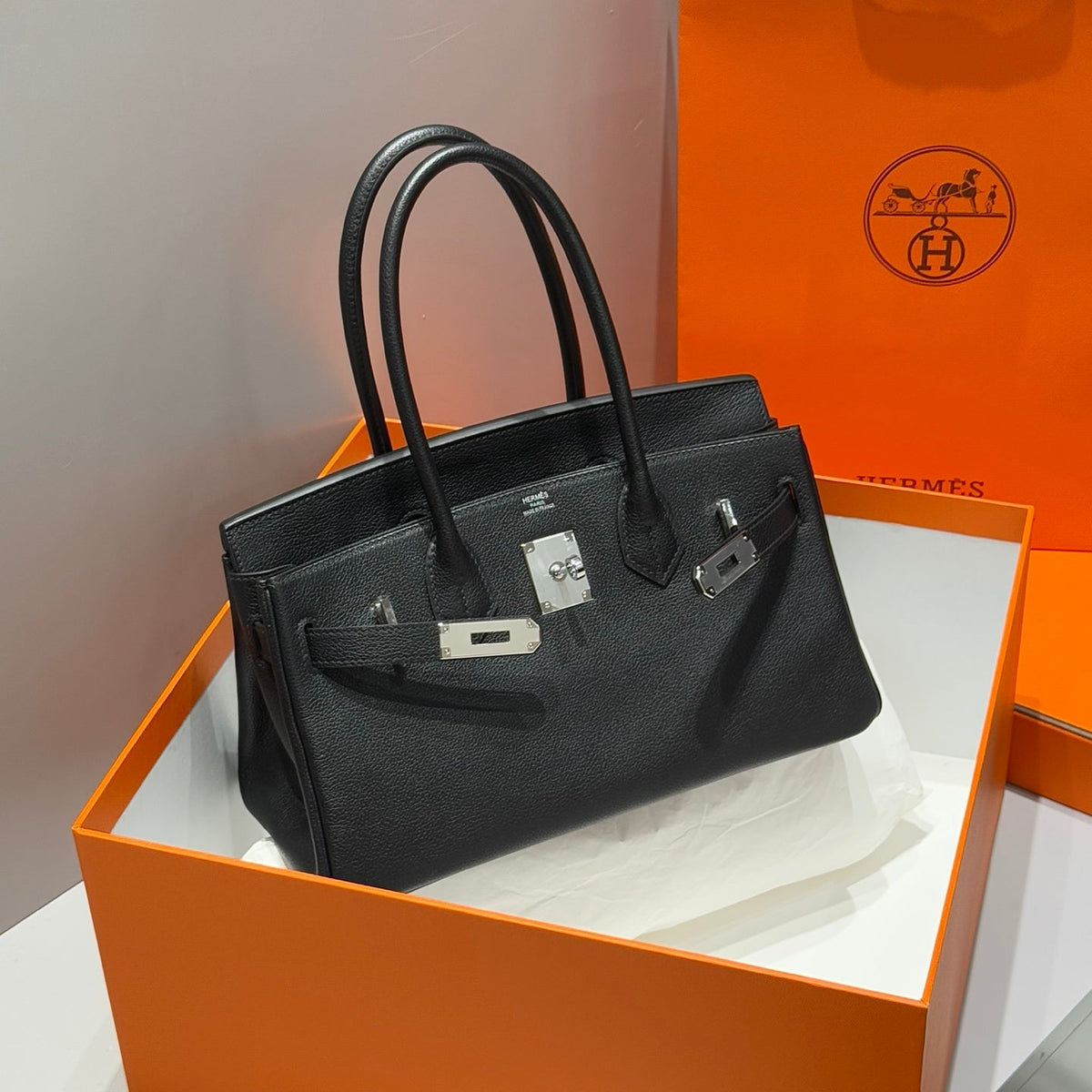 Hermes 25S Shoulder Birkin 29 in Black Calfskin Silver Hardware Bag