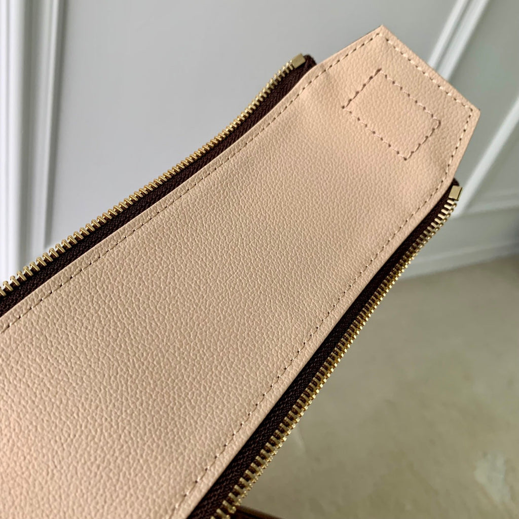 Louis Vuitton Dopp Kit 28 in Brown Monogram Canvas Bag