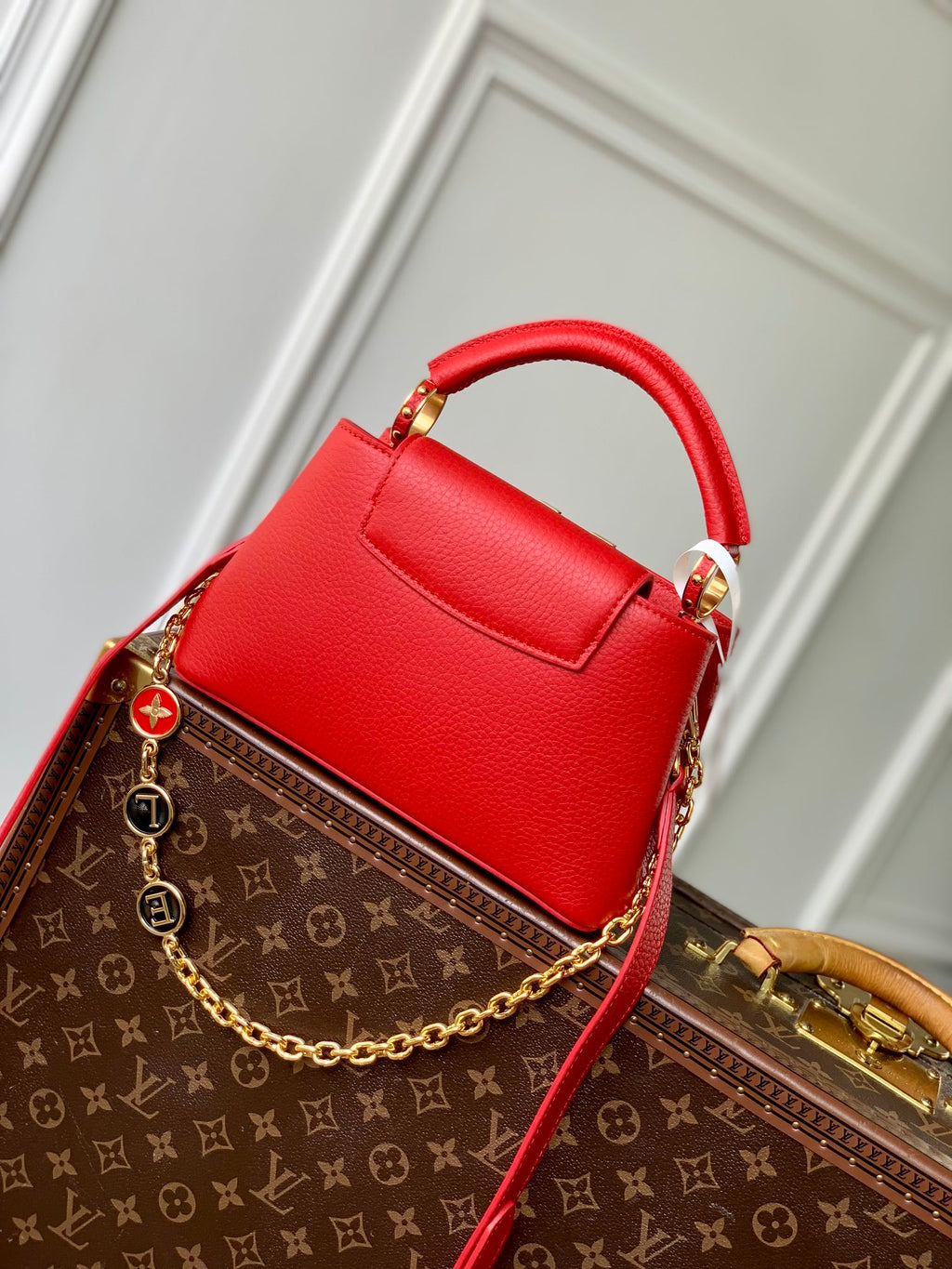 Louis Vuitton Capucines Mini 23 in Red Taurillon Gold Hardware Bag