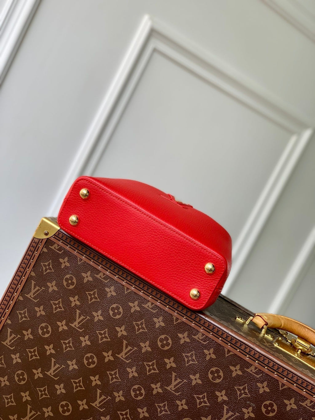 Louis Vuitton Capucines Mini 23 in Red Taurillon Gold Hardware Bag