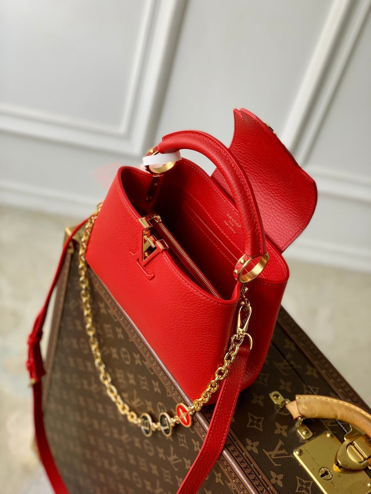 Louis Vuitton Capucines Mini 23 in Red Taurillon Gold Hardware Bag