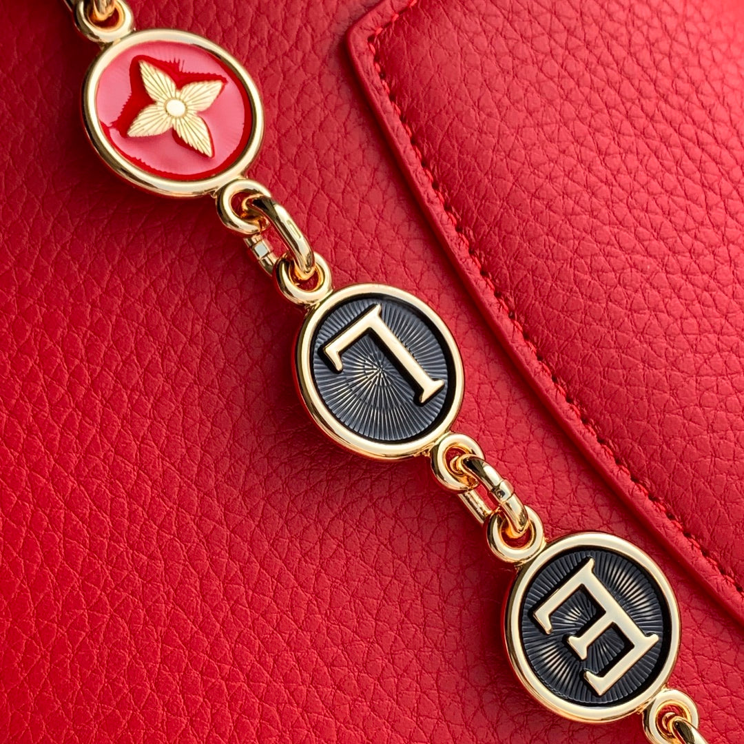 Louis Vuitton Capucines Mini 23 in Red Taurillon Gold Hardware Bag