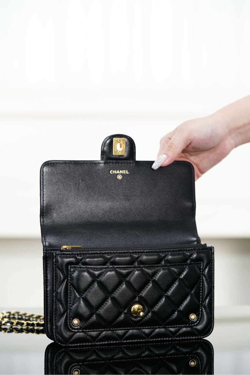 Chanel 25S Top Handle Flap 19 cm in Black Lambskin with Gold Hardware Bag
