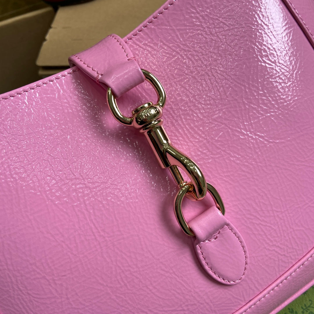 Gucci Jackie Small Shoulder Bag 27 in Pink Cracked Lacquer Calfskin Gold Hardware