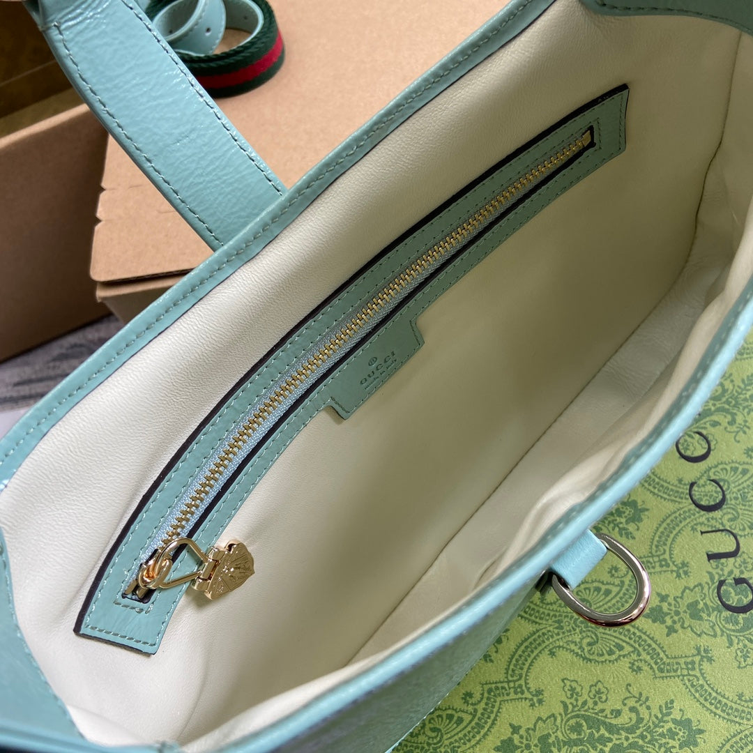 Gucci Jackie Small Shoulder Bag 27 in Mint Green Cracked Lacquer Calfskin Gold Hardware