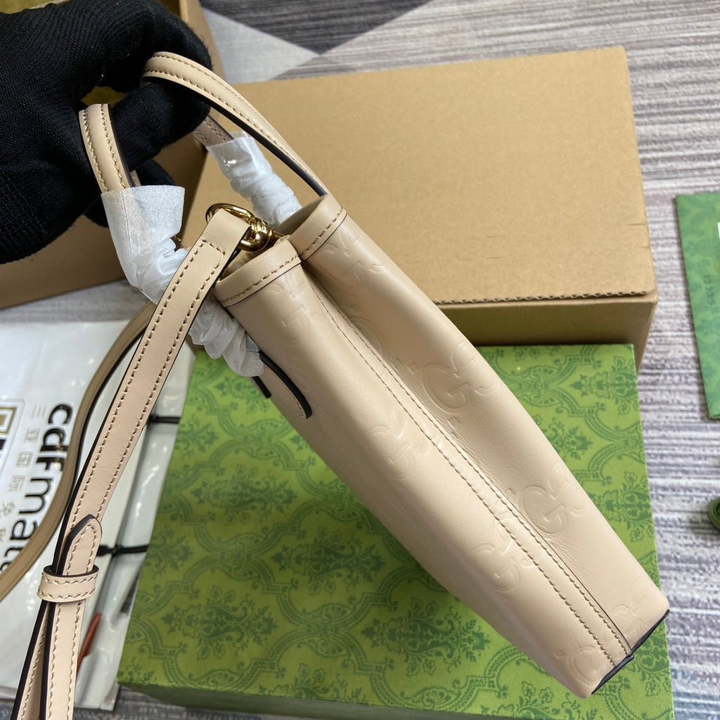 Gucci 20 Super Mini Bag with Strap in Beige Calfskin
