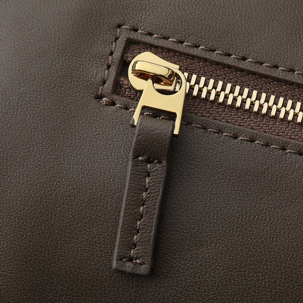 Bottega Veneta 25S Large Andiamo 42 in Dark Brown Calfskin Gold Hardware Bag