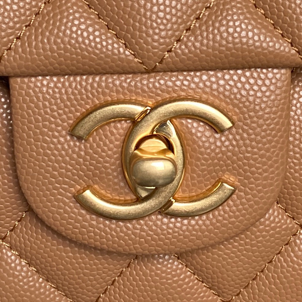 Chanel 25S Flap Bag 22 cm in Light Brown Caviar with Gold Hardware