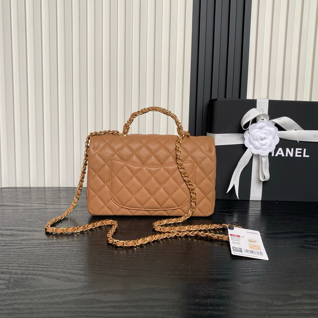 Chanel 25S Flap Bag 22 cm in Light Brown Caviar with Gold Hardware
