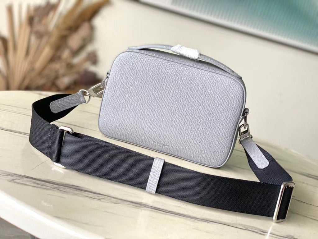Louis Vuitton Avenue Messenger 22 in Harbor Gray Calfskin Bag