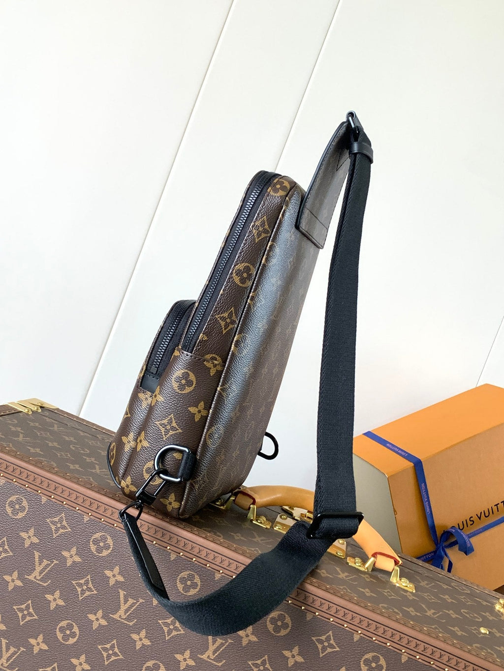 Louis Vuitton Avenue Slingback 31 in Brown Monogram Canvas Bag