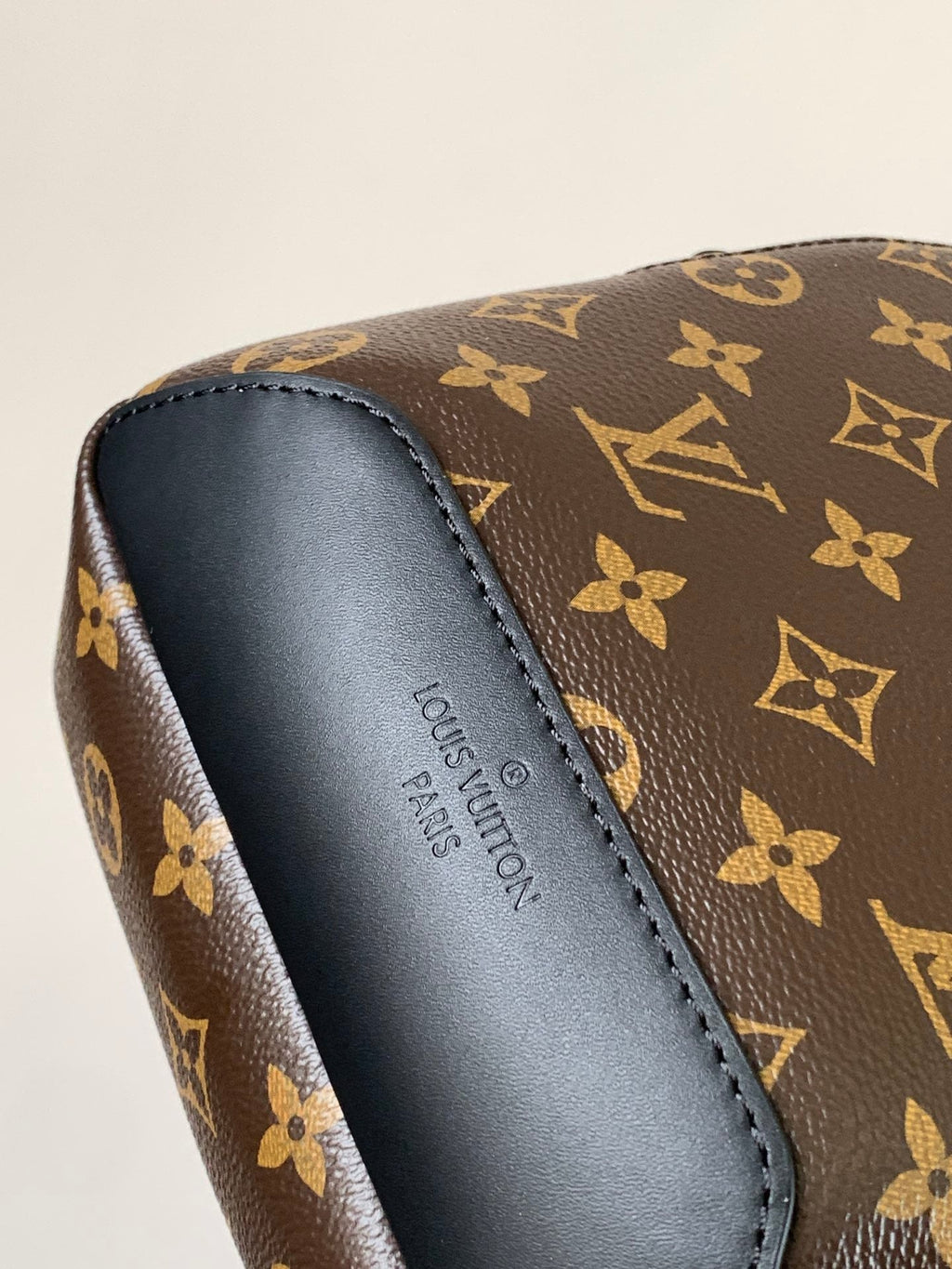 Louis Vuitton Avenue Slingback 31 in Brown Monogram Canvas Bag